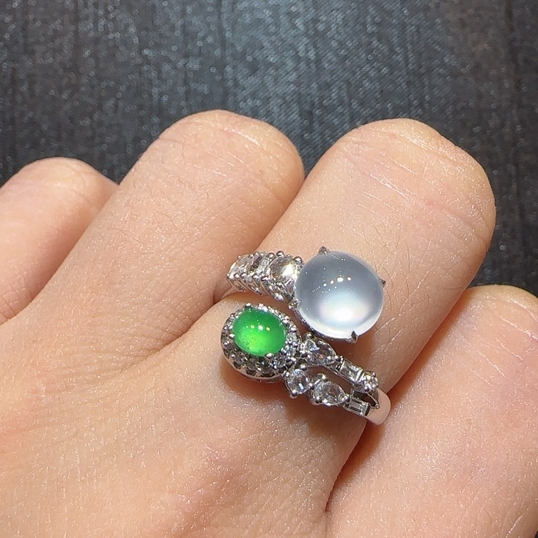 翡翠18K金镶嵌戒指设计款