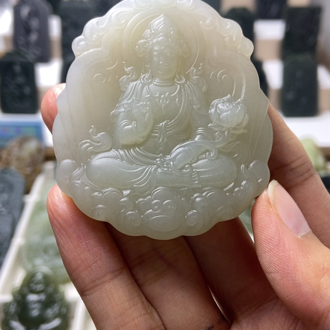 沧***粟和田玉未镶嵌颈饰