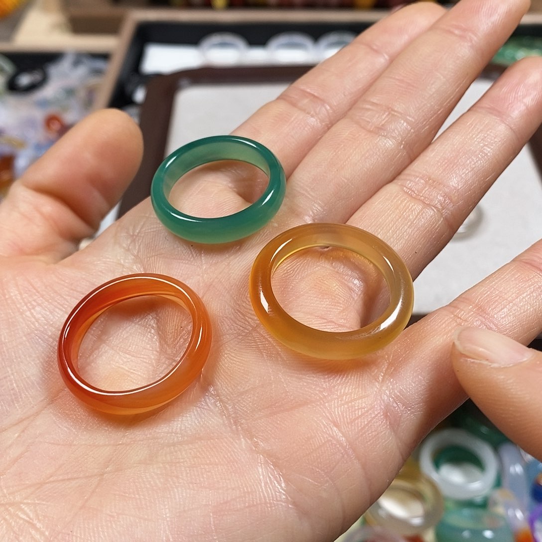 玛瑙/玉髓戒指未镶嵌往****）