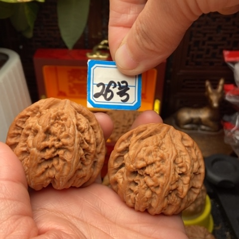 文玩核桃吊坠大粗筋