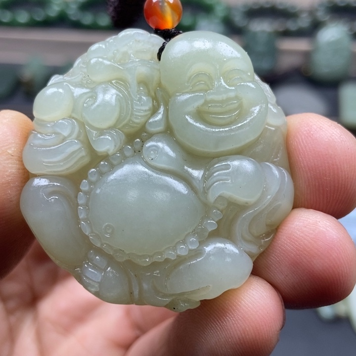 和田玉颈饰未镶嵌