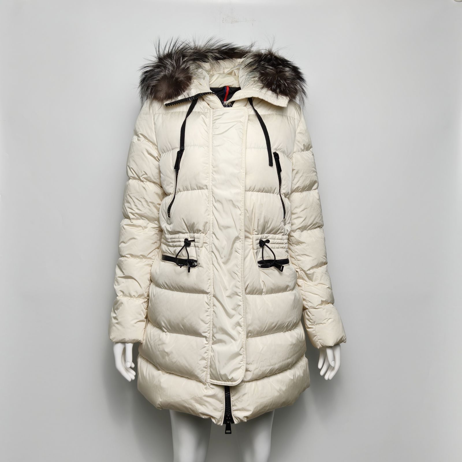 95新 MONCLER 【lu】 带帽服 2码 /P245518582