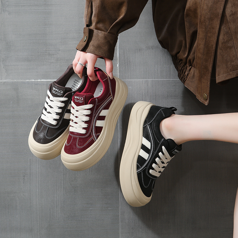 2025秋季时尚休闲鞋厚底学生秋季板鞋德训鞋鞋子运动鞋韩版