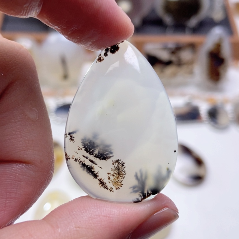 【闪购商品】玛瑙/玉髓颈饰未镶嵌