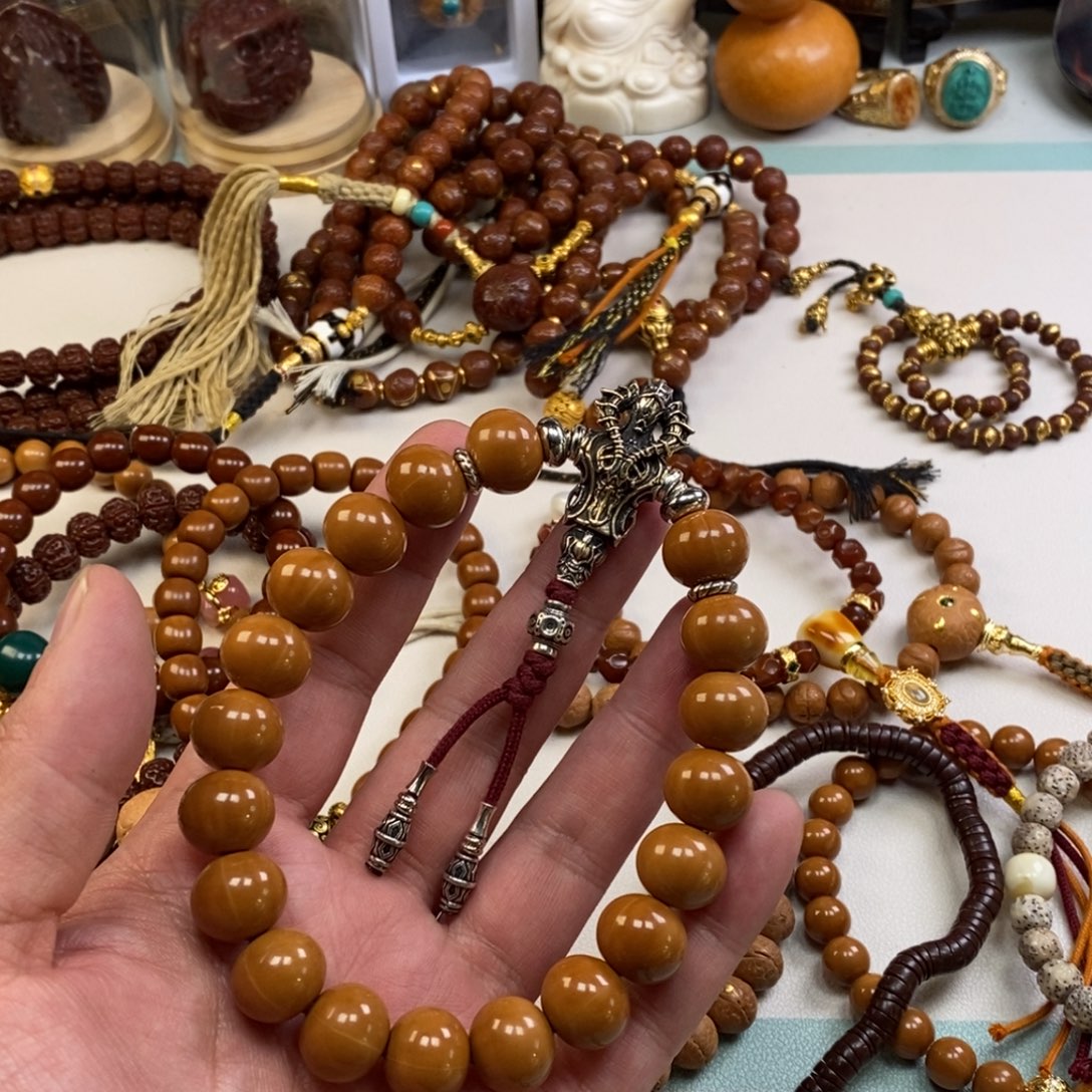 吊坠猴头核桃。。。。。。。。