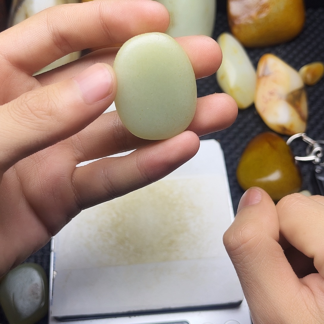 和田玉未镶嵌挂件