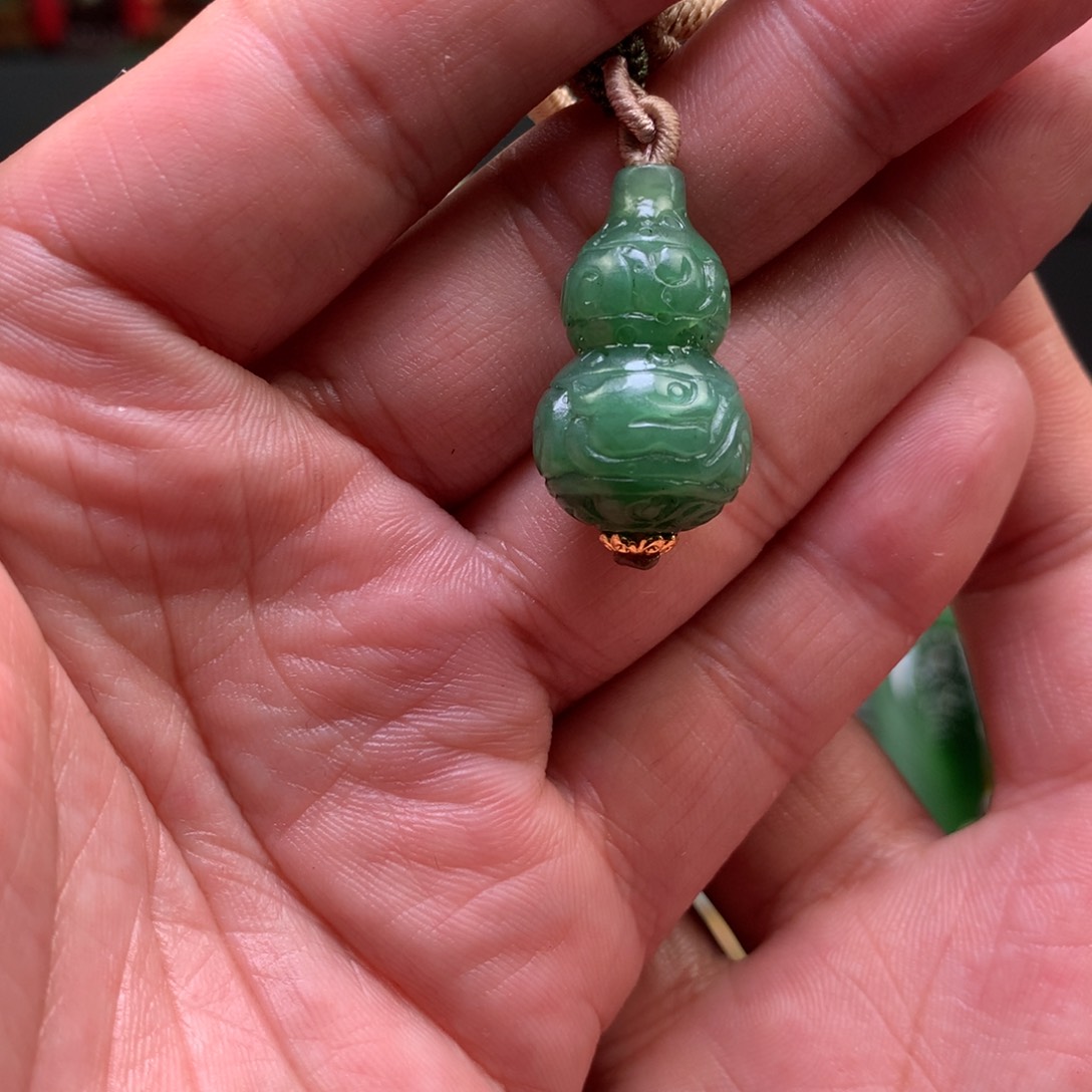 和田玉和田玉吊坠未镶嵌未镶嵌