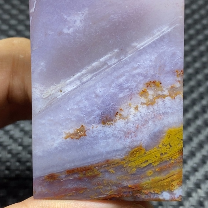 玛瑙/玉髓颈饰未镶嵌三**圣