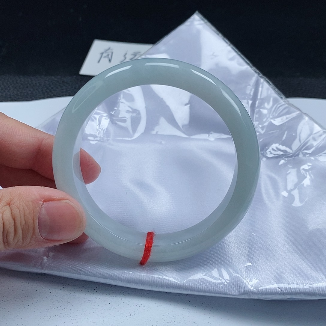 【闪购商品】翡翠手镯未镶嵌282号