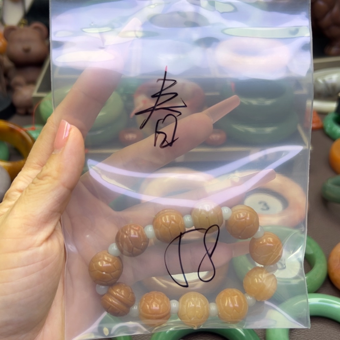 未镶嵌手镯石英岩玉春