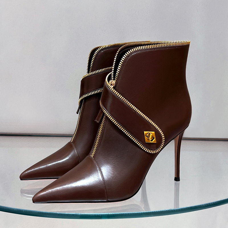 【现货】尖头短靴2025秋冬新款女士细跟高级感不累脚绝美高跟鞋1021