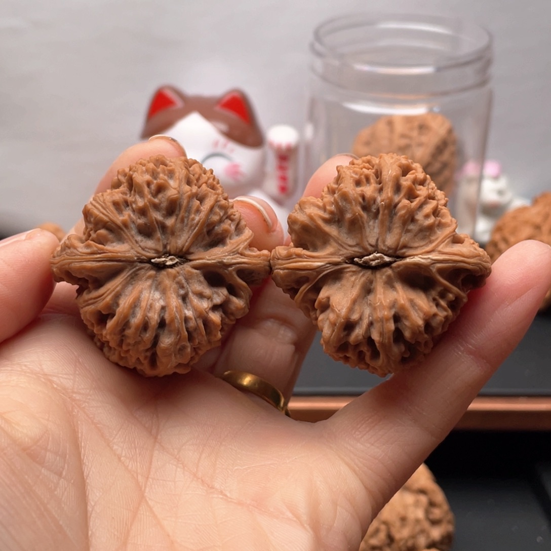 文玩核桃把件风**?南疆石40