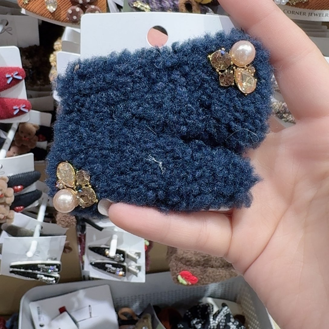 皮质铁合金毛毛蓝色三角