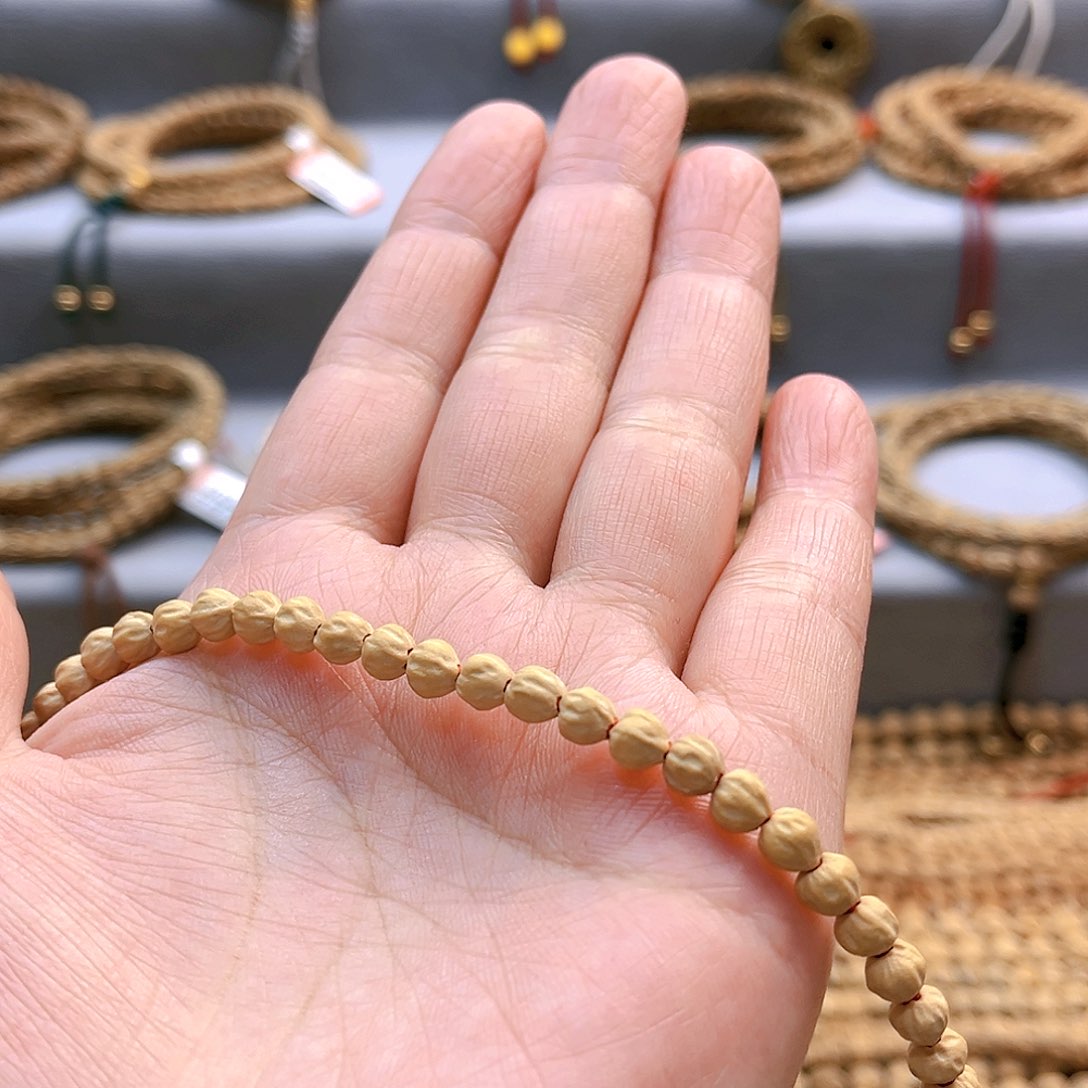 柏香籽/百香籽吊坠雅***桐