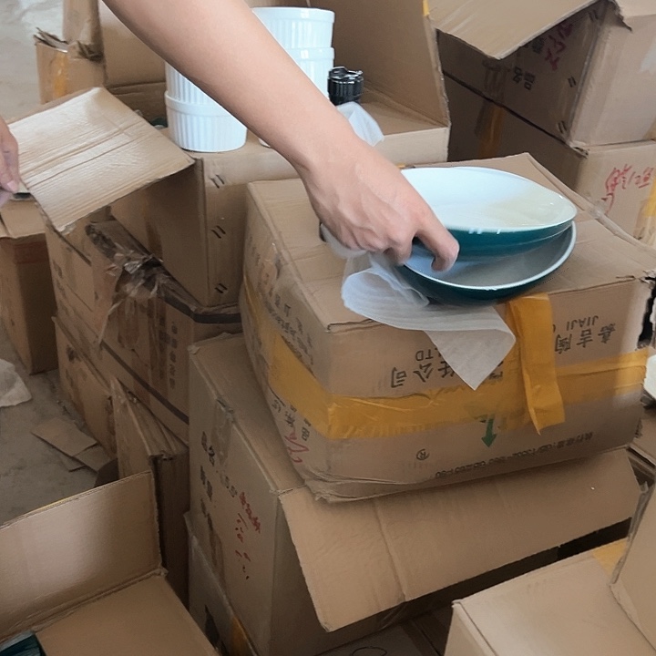 微瑕介意勿拍不退不换  绿色鱼盘2支