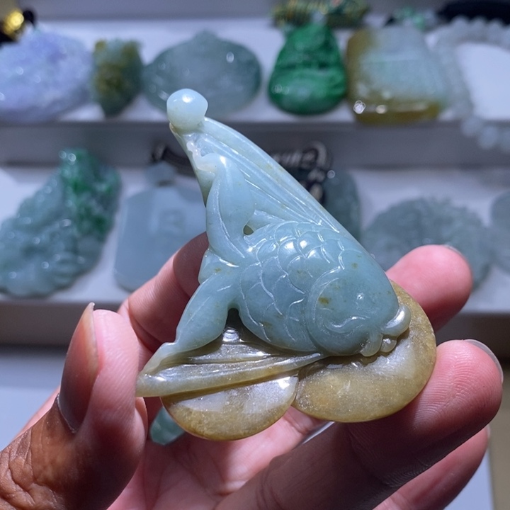 【闪购商品】翡翠未镶嵌颈饰111111111111