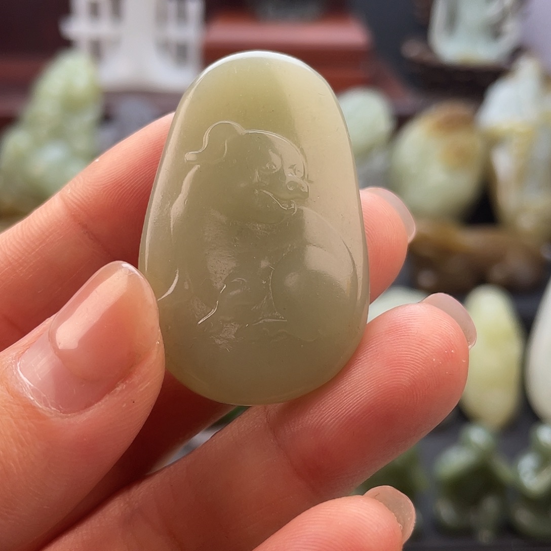 和田玉颈饰未镶嵌