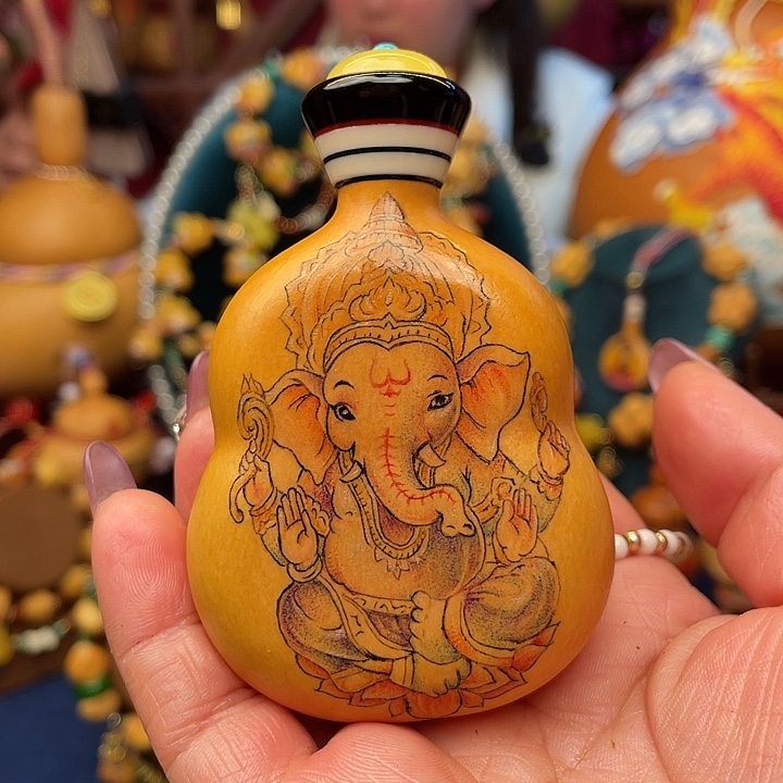 用***7大叶紫檀（黑酸枝木类）