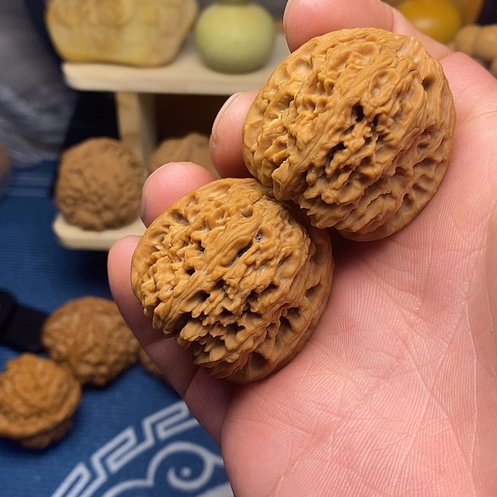 文玩核桃把件38南疆石，