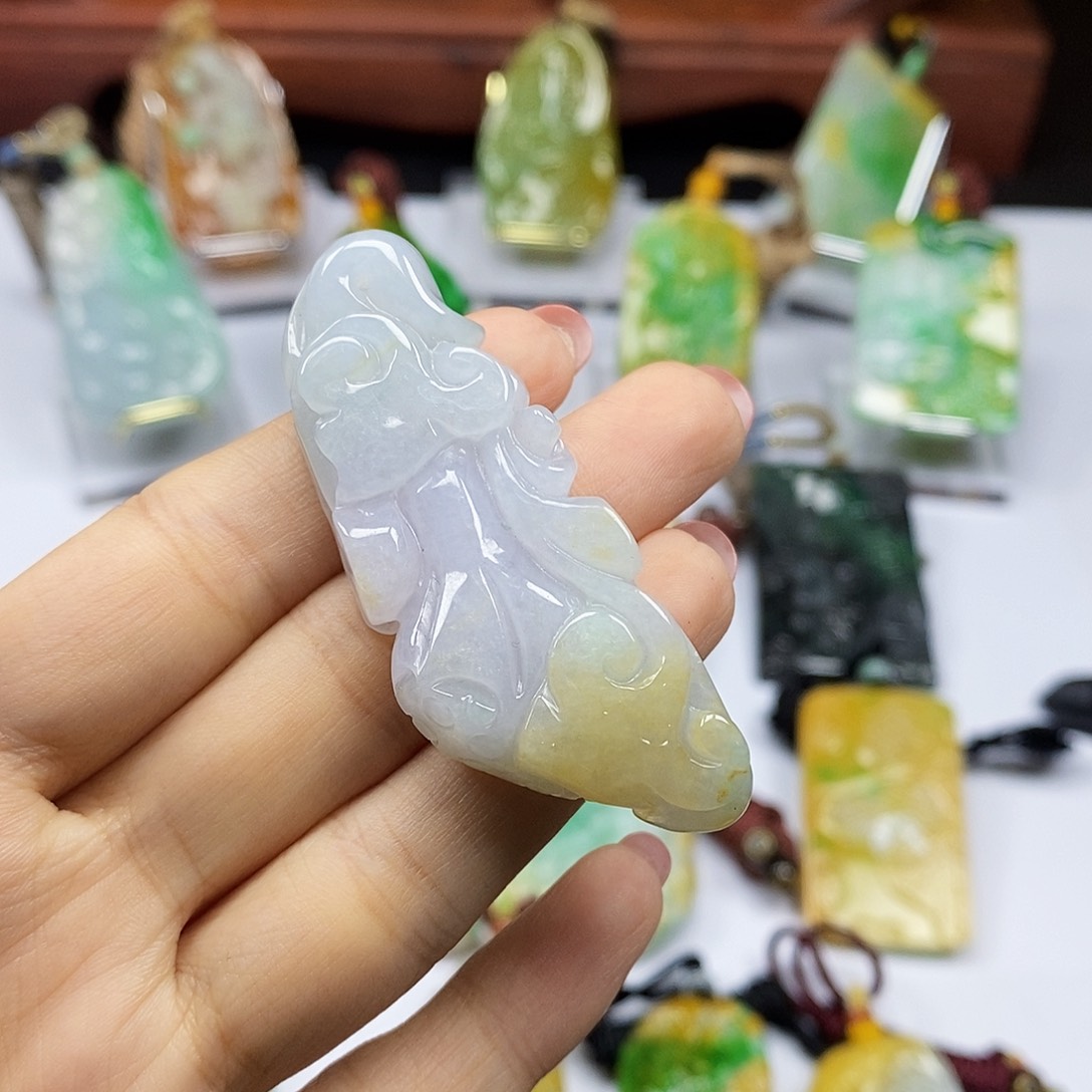 颈饰未镶嵌翡翠天然翡翠A货