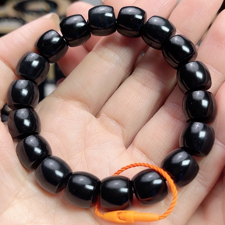 和田玉手链未镶嵌啦12直切珠宝级