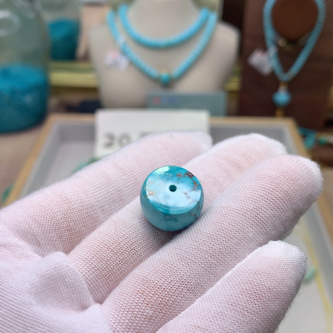 绿松石配饰未镶嵌