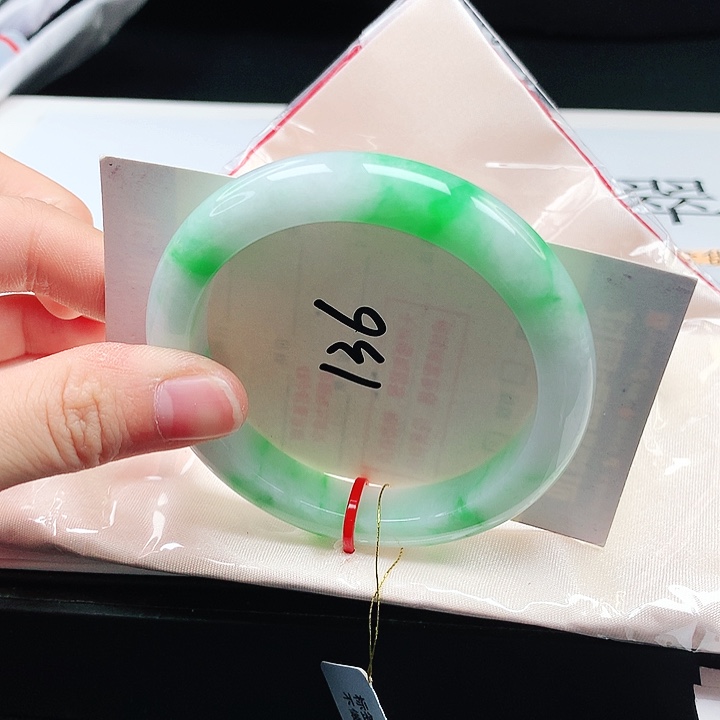 翡翠手镯未镶嵌缅甸天然a货手镯54+