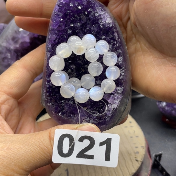 未镶嵌水晶大型摆件（非配饰）