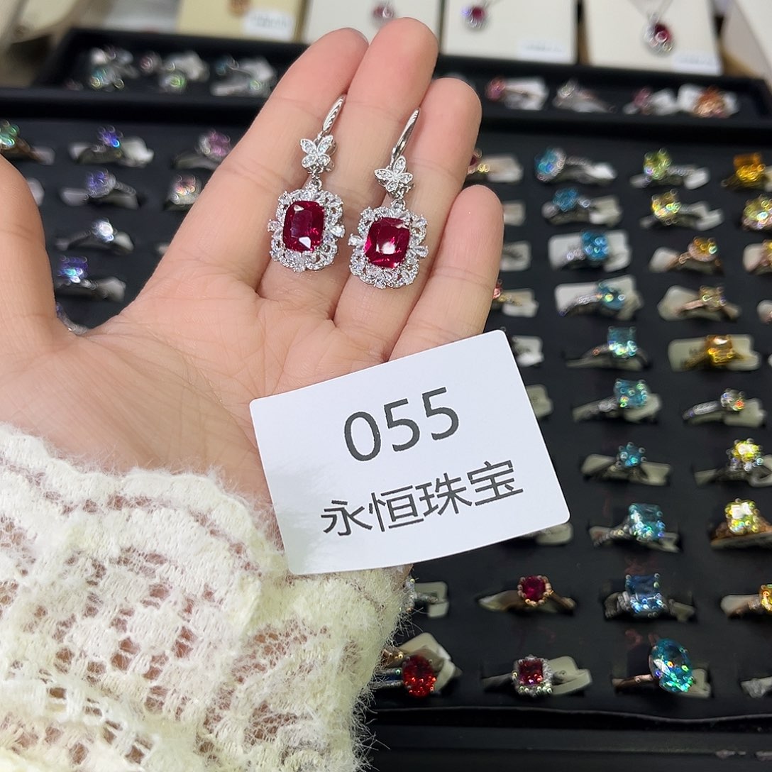 莫桑石非金属055孤品