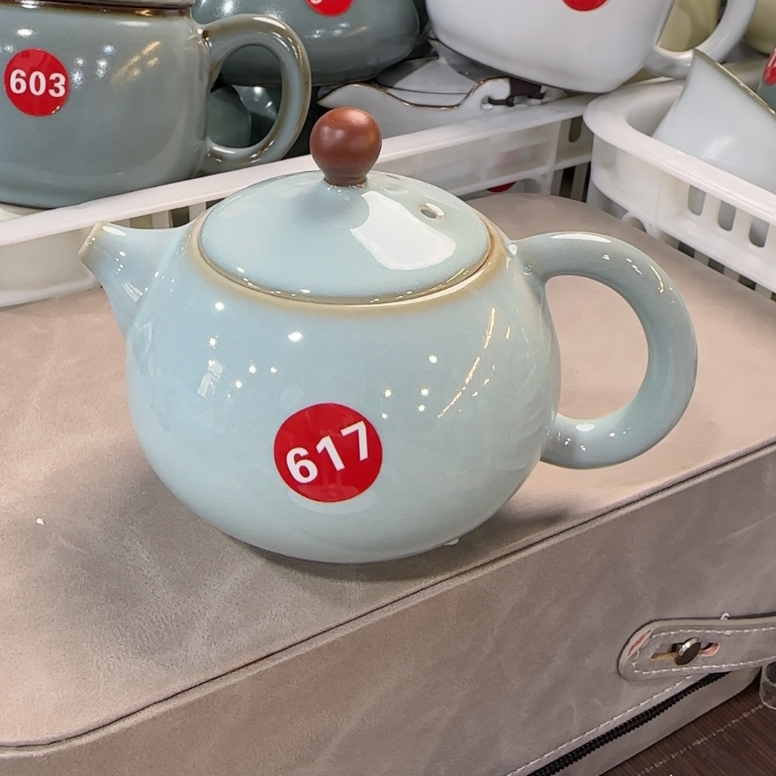 瓷片清仓处理，小微瑕！