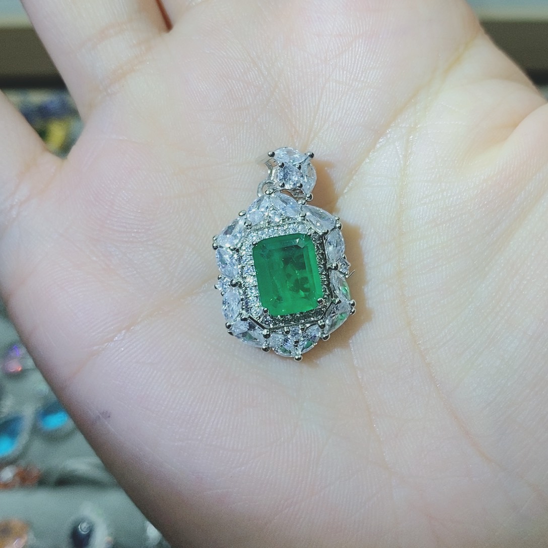 【闪购商品】托帕石耳饰银S925镶嵌