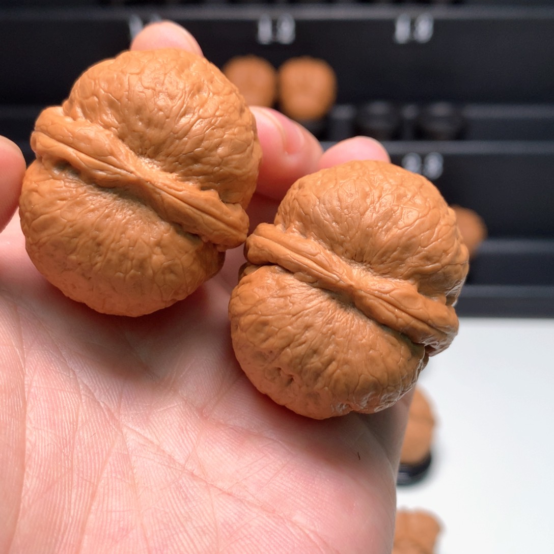 把件文玩核桃C****^老树炸二元宝