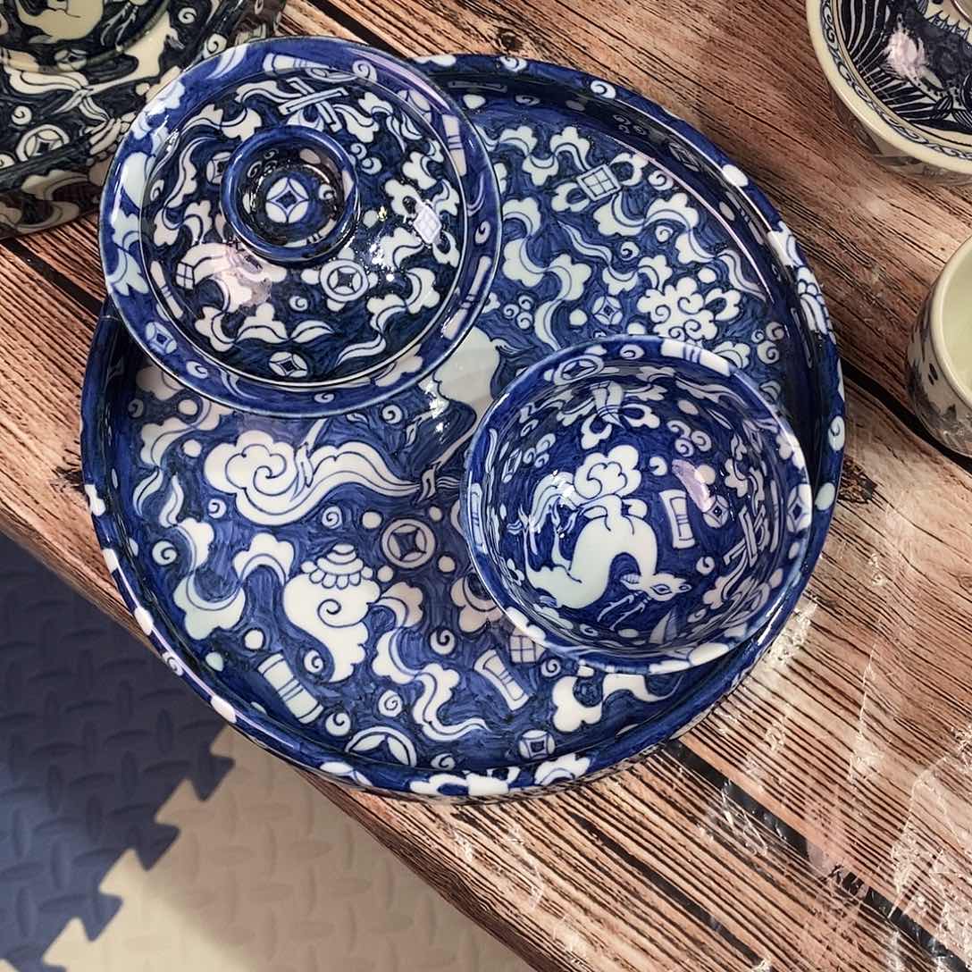 秋**?微瑕杂宝鹿盖碗加杯子 壶承白给