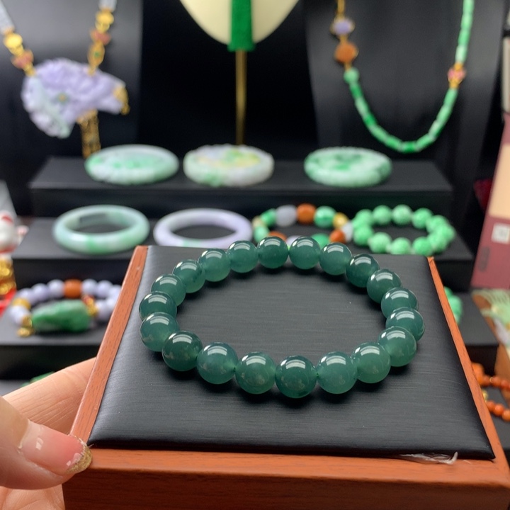 翡翠手链未镶嵌翡翠冰蓝水