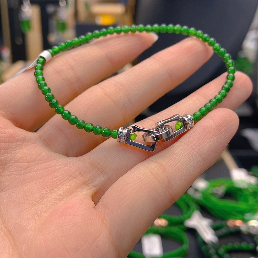 翡翠手链未镶嵌卡3