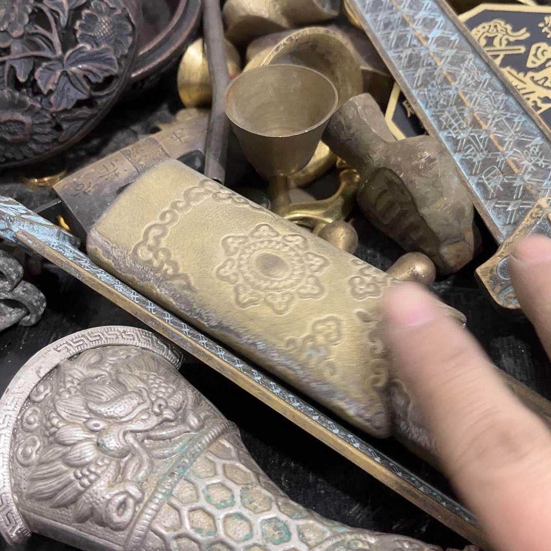 传***承闪电购铜摆件工艺品