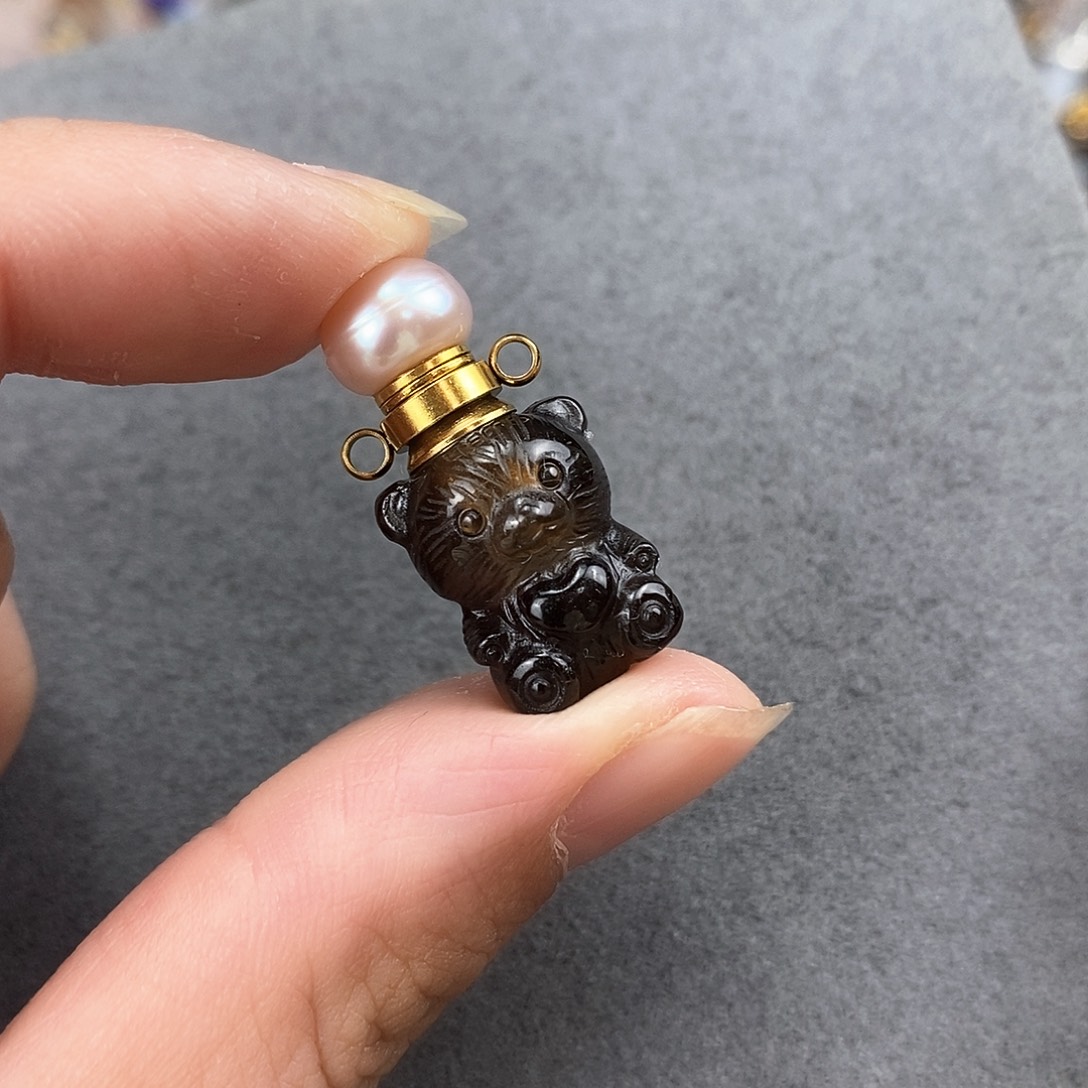 查罗石颈饰合金天然