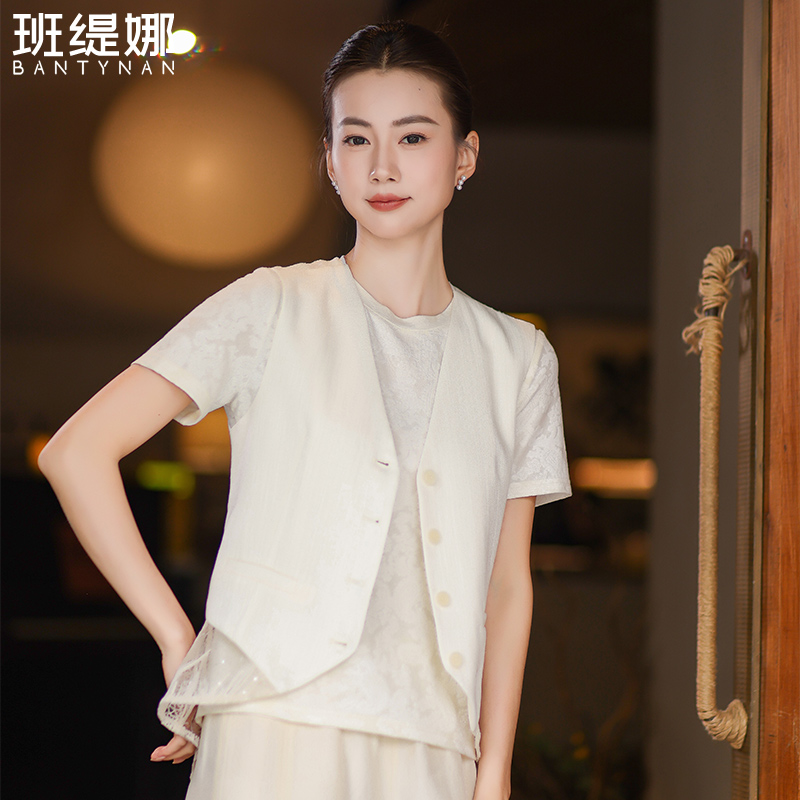  新中式国风西装马甲女2025夏季独特漂亮叠穿女人味修身马夹外套