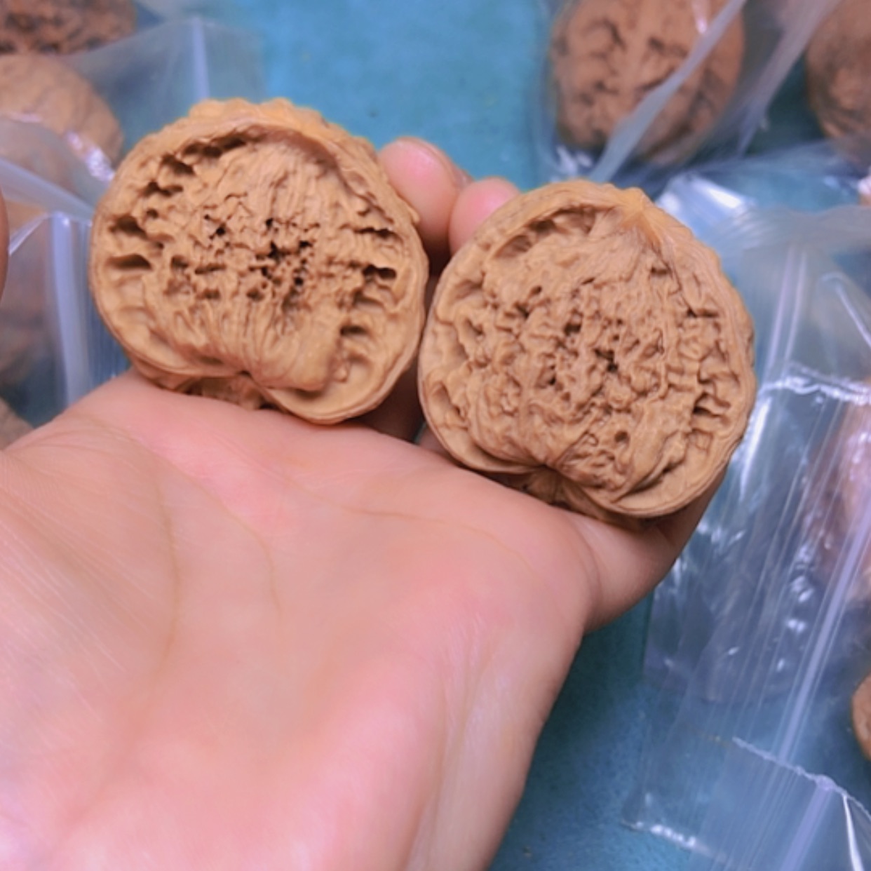 【闪购商品】摆件核桃43蛇头修尖