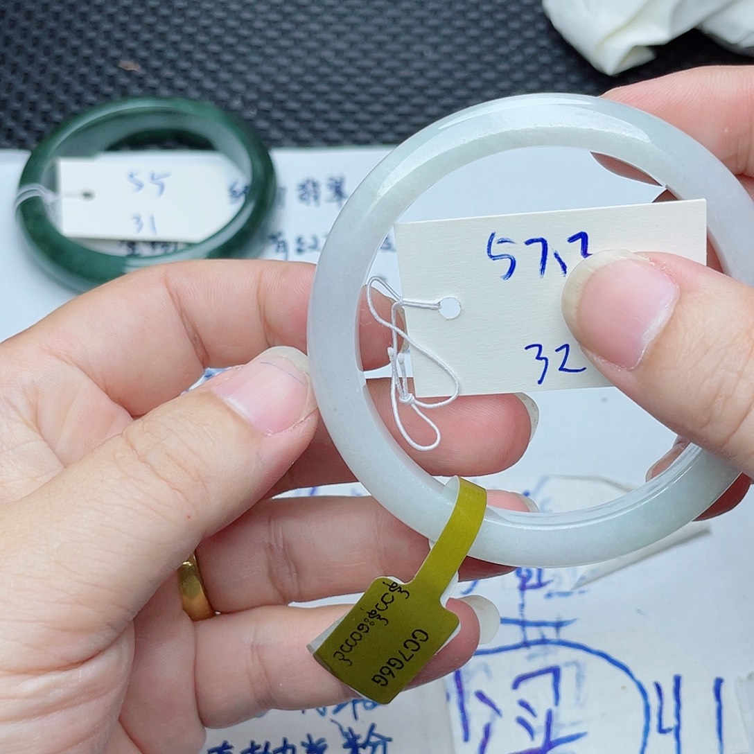 未镶嵌手镯翡翠翡翠手镯32