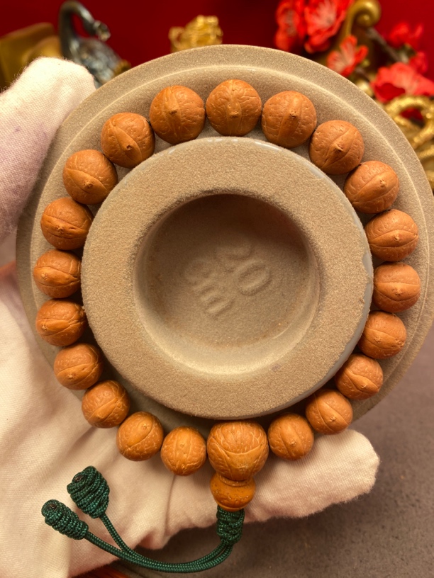 24号11.5mm-11.9球圆同树单仓籽尼泊尔原生态凤眼菩提籽手串