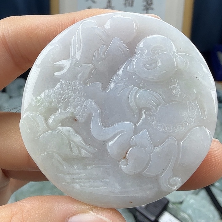 翡翠未镶嵌颈饰翡翠