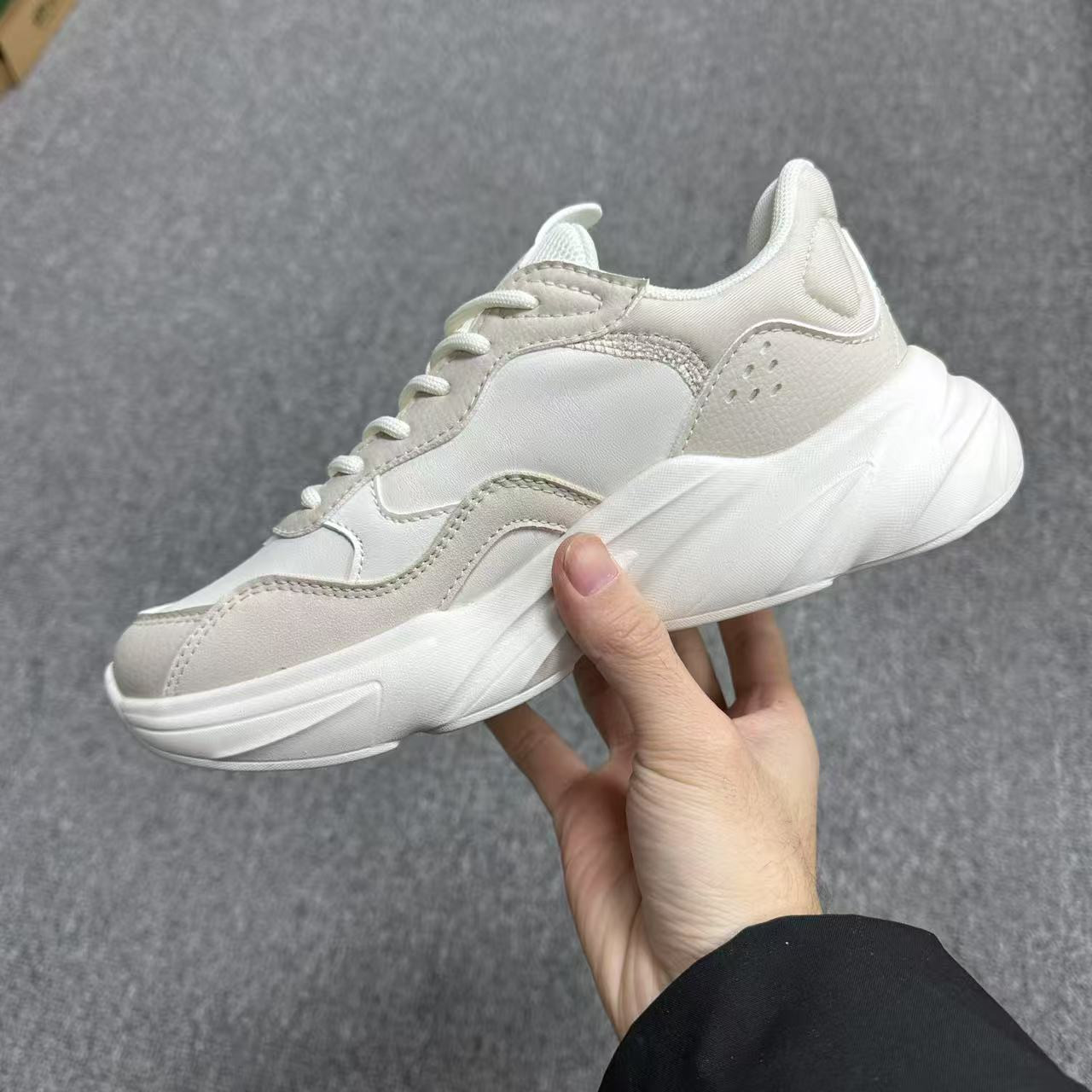 新款男女款运动百搭时尚简约休闲鞋 F833