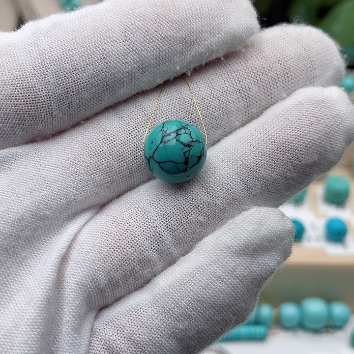 绿松石配饰未镶嵌