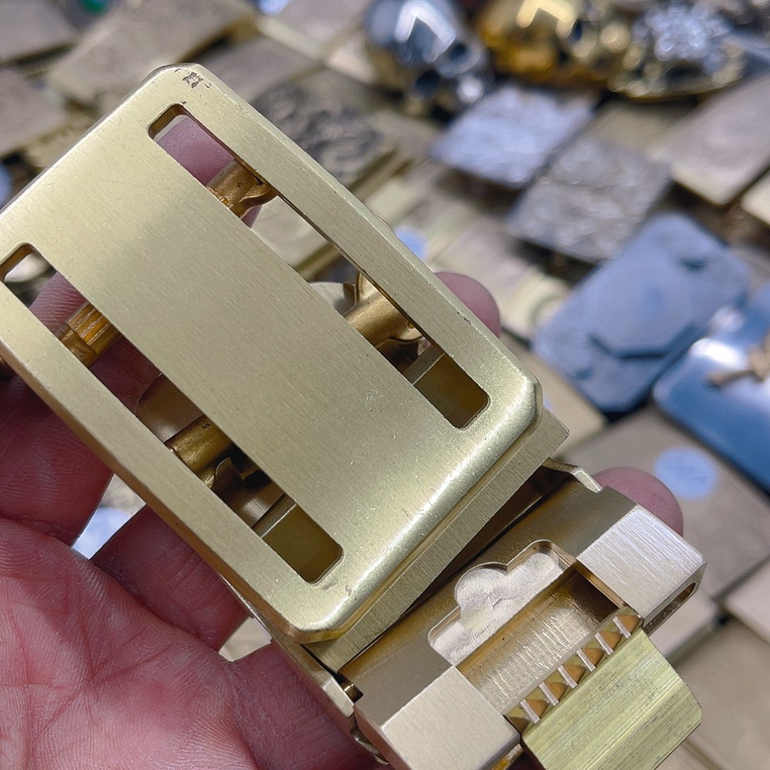 实心铜皮带扣一件无牙4.0