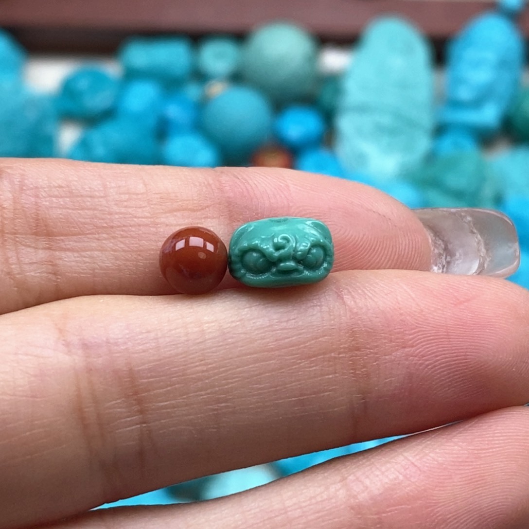 南红玛瑙颈饰未镶嵌