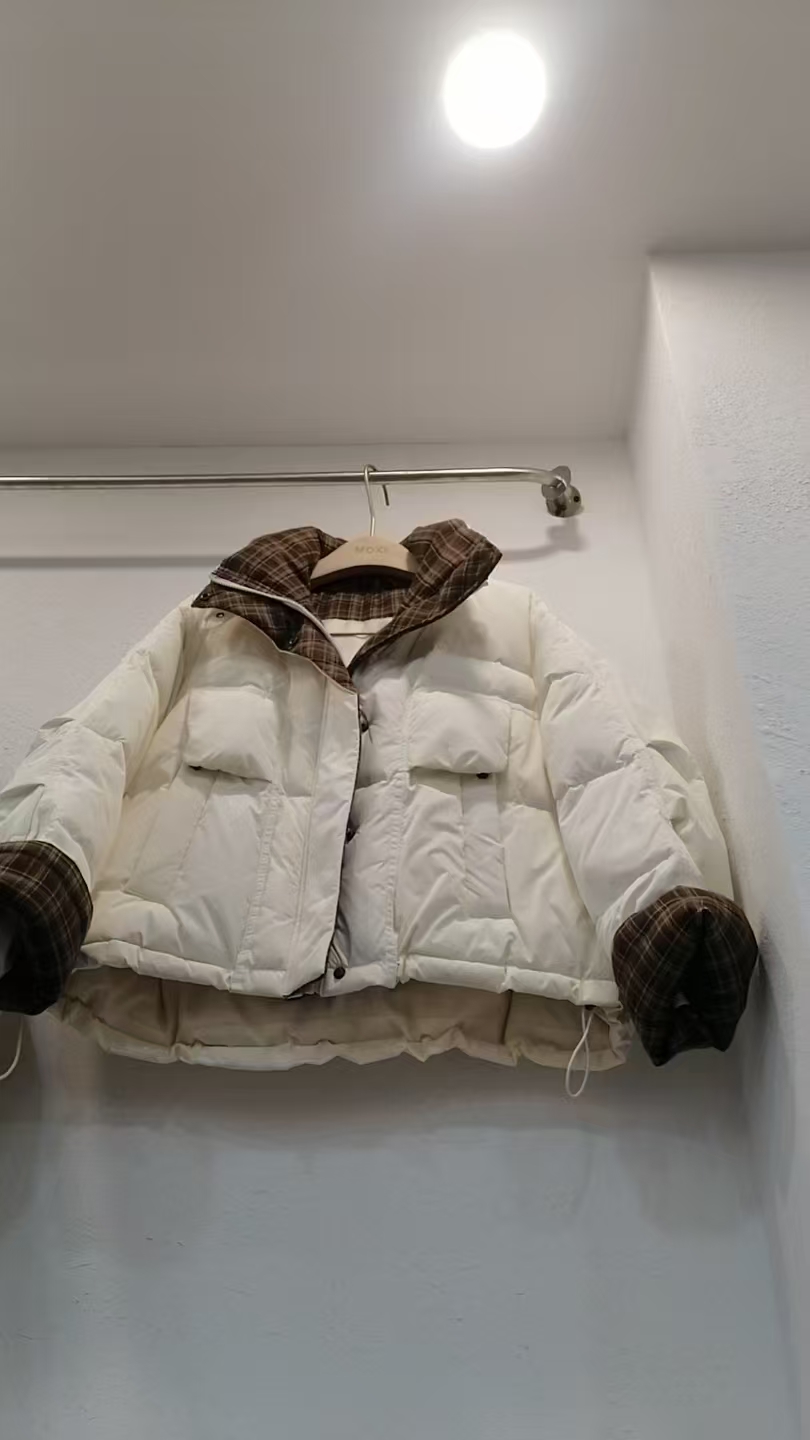 8810款百搭格子羽绒服 户外羽绒衣   兰迪