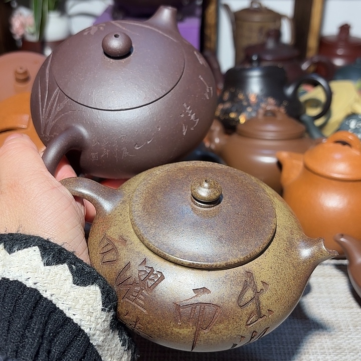 起***烦紫砂茶壶原矿宜兴紫砂种花