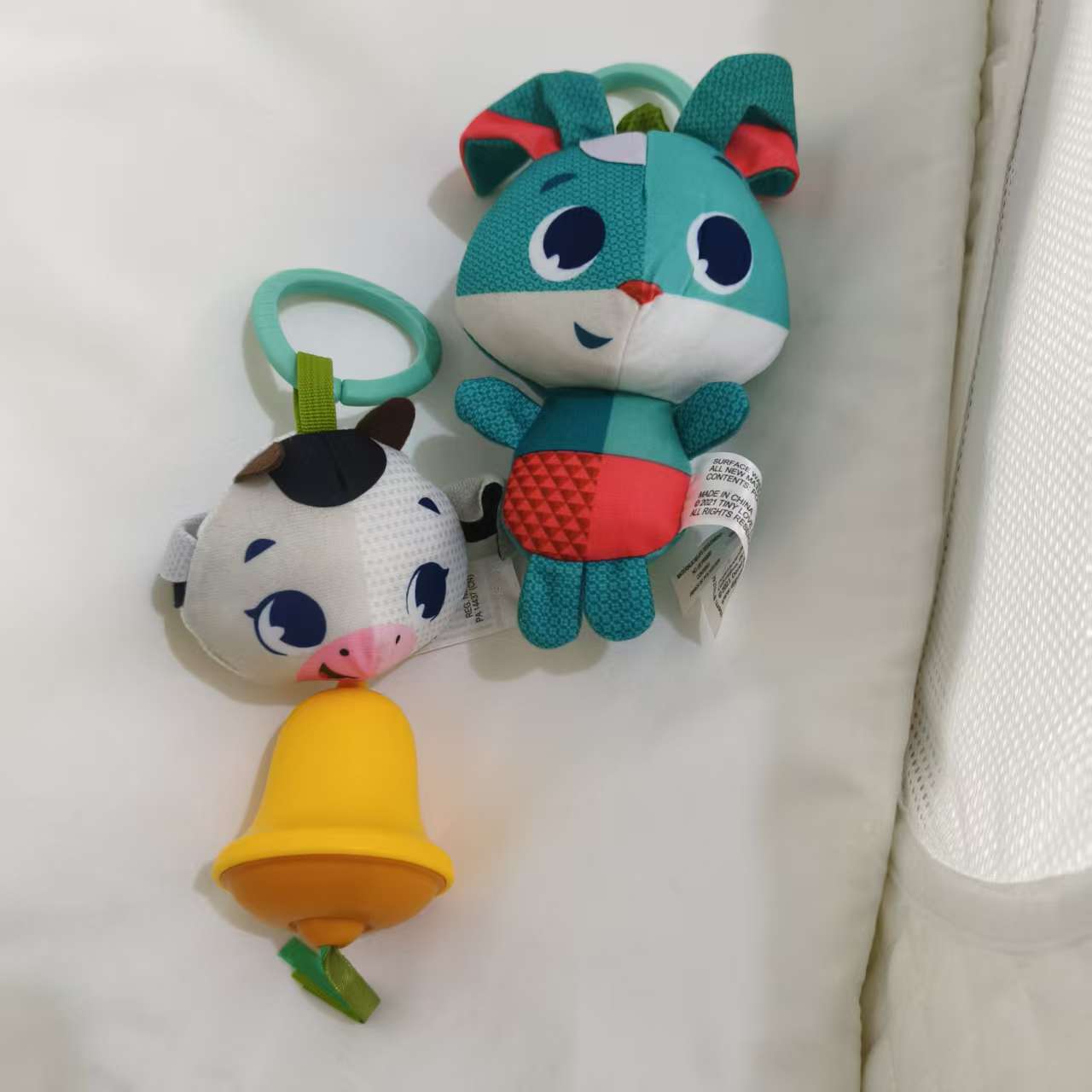 婴儿安抚婴儿床婴儿车风铃可撕咬感官训练可爱小动物护具