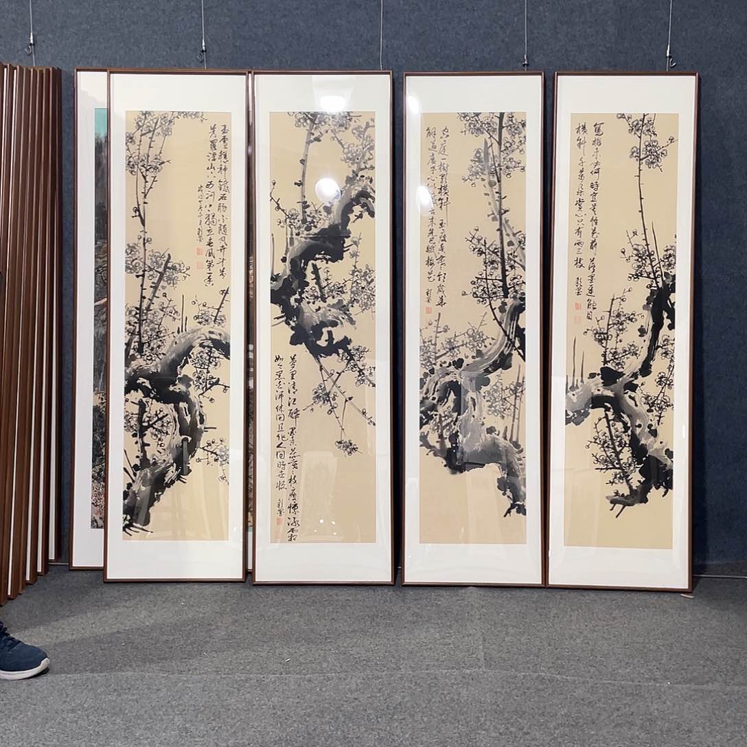 国画手绘画作品带框发